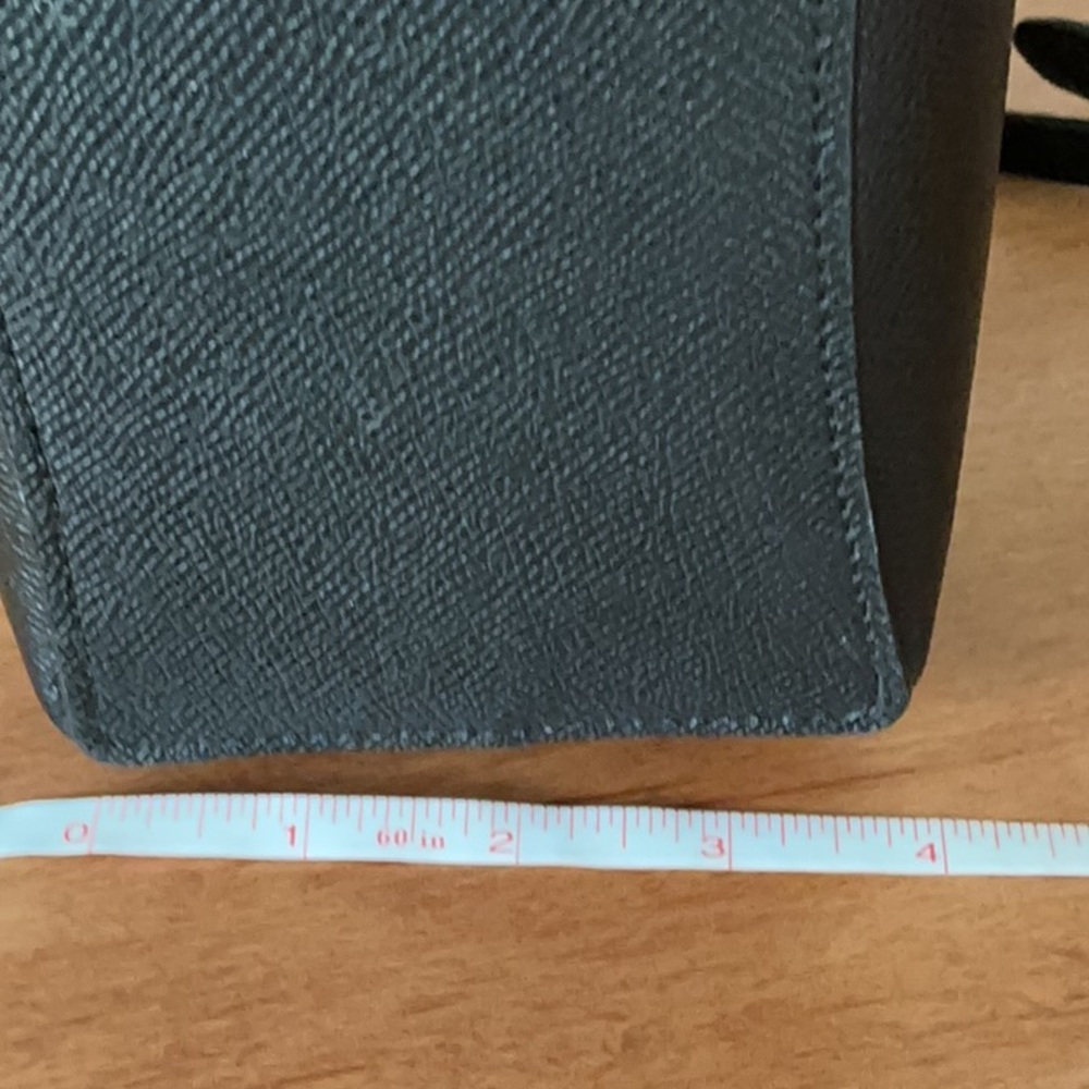 Coach Black Leather Bucket Crossbody - Picture 7 of 9